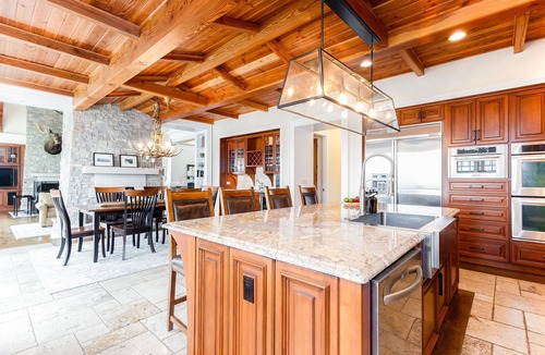 Niles House | Keenan Hollow Farm | 5B/4.5BA on River Sleeps 18
