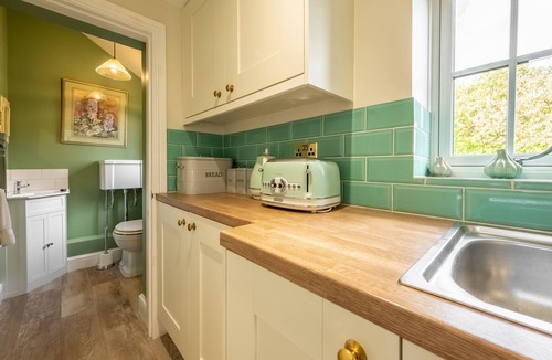 Deepdale Cottage | Keepers Cottage (D), Docking, Norfolk