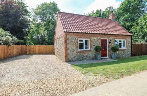 East Dereham House | Keepers Cottage