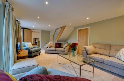 Irstead House | Keepers Cottage