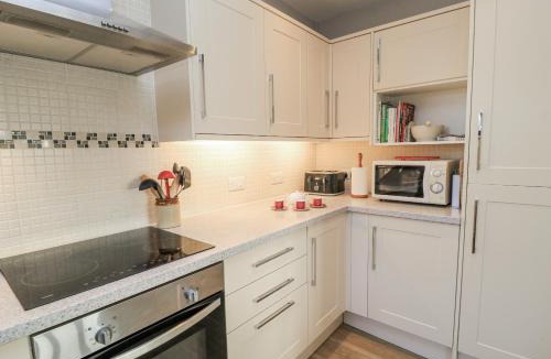 West Knoyle House | Keepers Cottage