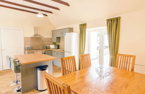 Blairgowrie Cottage | Keepers Cottage - UK30246