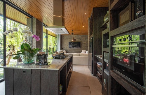Batuan Villa | Kelapa Luxury Villa