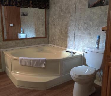 Elizabeth Other | Kellers Kove Cabin and RV Resort