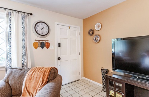 Quinton House | Kelly`s Comfortable Quinton Home