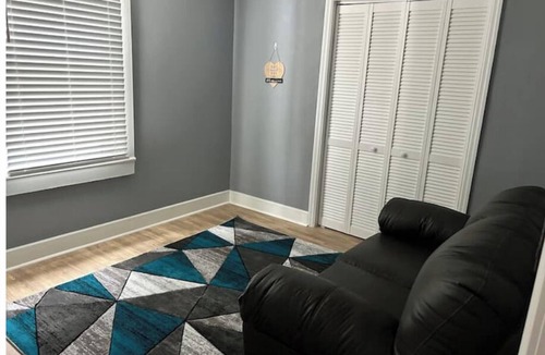 Midtown House | Kelsey Manor