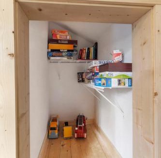 Paradise Estates House | Kelton's Cabin