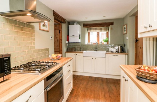 Tideswell Cottage | Kempshill Cottage