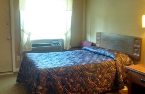 Gilbertsville Hotel | Ken-Bar Lodge