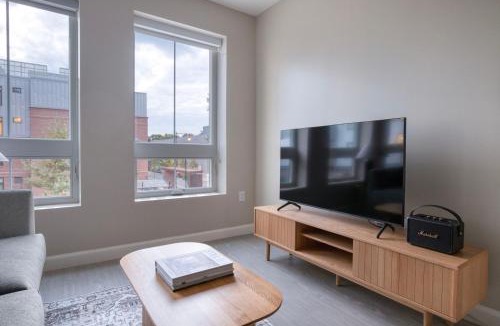 East Cambridge Apartment | Kendall Square studio w gym wd rooftop BOS-918
