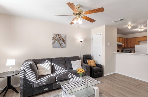 Killeen Apartment | Kendrix Stays Il