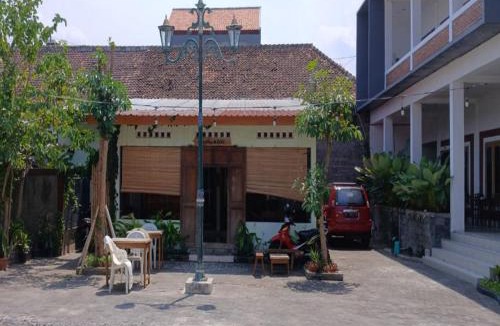 Wonosari Hotel | Kenewae Living Near Alun-alun Wonosari Mitra RedDoorz