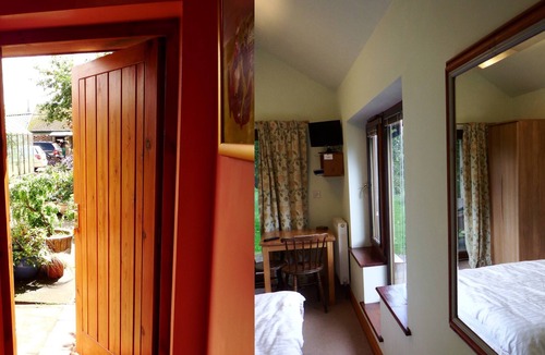 Tilney Fen End Bed & Breakfast | Kenilworth Garden Accommodation