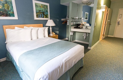 Aurora Hotel | Kenlake State Resort Park