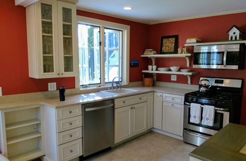 Kennebunkport Apartment | Kennebunkport Beauty!