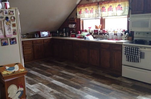 Perry Bed & Breakfast | Kennedys Red Barn Inn