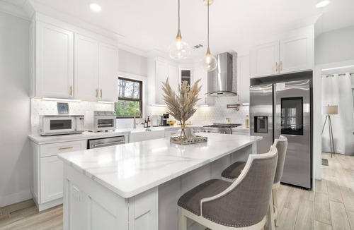 Town Center House | Kennesaw Charm- Near KSU +LakePoint & PetFriendly!