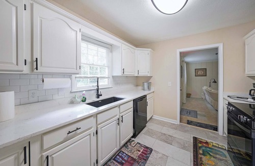 Town Center House | Kennesaw Komfort, Home for 8