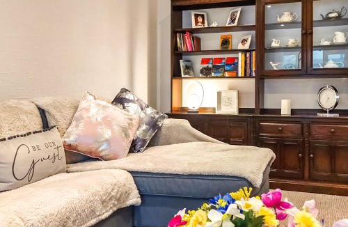 Calcot House | Kennet Valley View