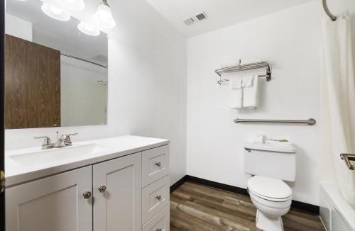 Tri-Cities Hotel | Kennewick Inn & Suites Tri Cities