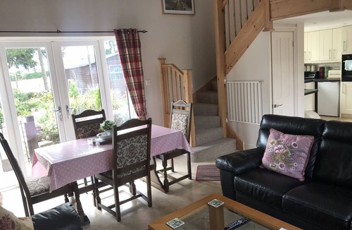 Carterton House | Kenns Farm Barn - Stunning Barn Conversion in a quiet location