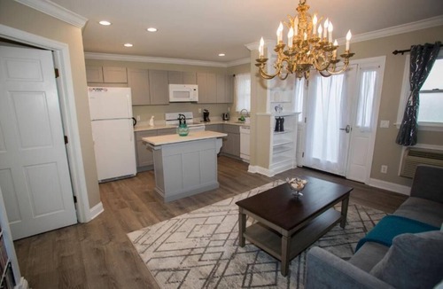 Culloden Shores Hotel | Kenny's Tipperary Inn