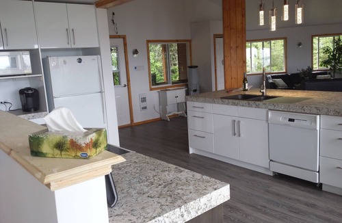 Kenora Cottage | Kenora - Road access