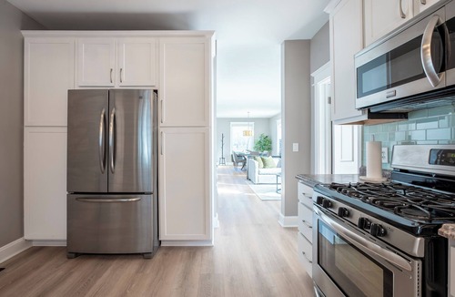 Kenosha House | Kenosha Lighthouse Retreat