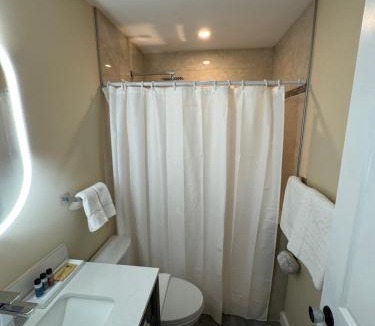 Kenora Hotel | Kenricia Hotel