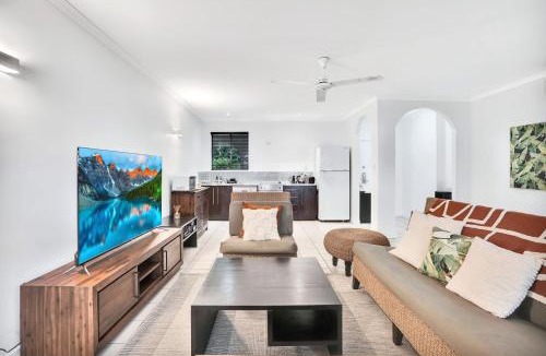 Palm Cove Apartment | 'Kensington' at Mango Lagoon Resort