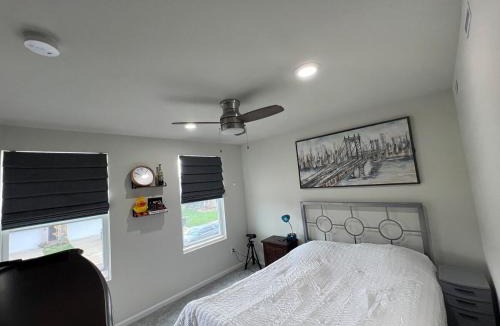 Milford Apartment | Kensington Kickback QUICK Access to Ann Arbor