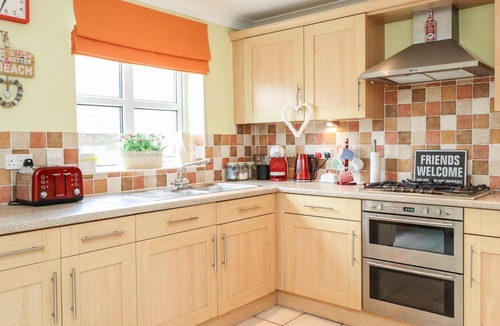 Littlestone-on-Sea House | Kent Beachhouse ★ Stunning Seaviews ★ Jacuzzi Bath