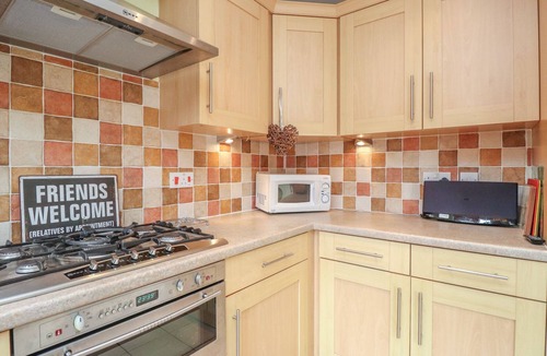 Littlestone-on-Sea House | Kent Beachhouse ★ Stunning Seaviews ★ Jacuzzi Bath