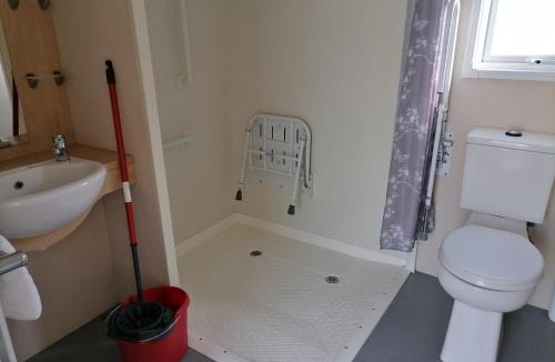 Isle of Grain Apartment | Kent Coast Holiday Park