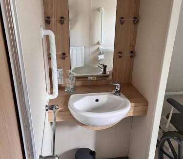 Isle of Grain Apartment | Kent Coast Holiday Park