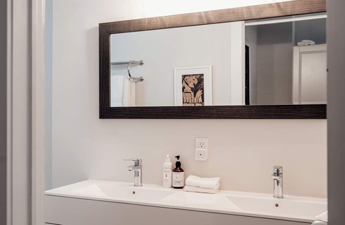 Queenston Hotel | Kent Motel Niagara on the Lake