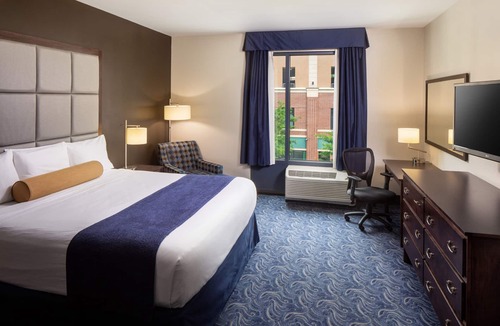 Kent Hotel | Kent State University Hotel and Conference Center