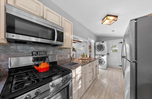 The Pines House | Kent street 54