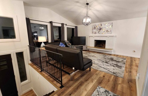 Kent House | Kent Upper Floor! No pets, SEVERE ALLERGIES