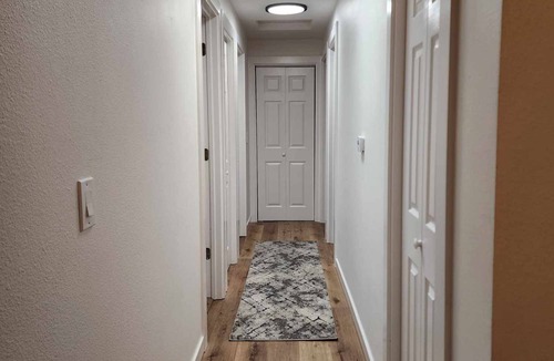 Kent House | Kent Upper Floor! No pets, SEVERE ALLERGIES