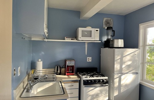 Greenbrae Apartment | Kentfield Haven - Adorable and Cozy Studio