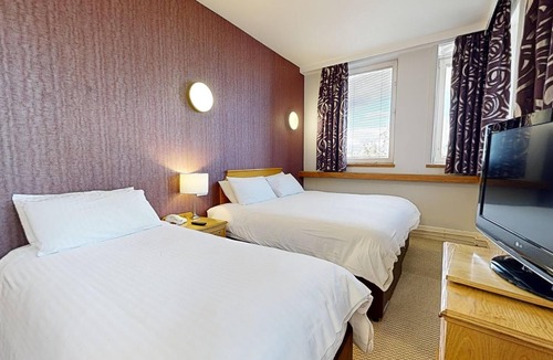 Milton Keynes Hotel | Kents Hill Park Training and Conference Centre