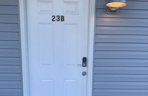 Benton House | Kentucky Lake - 23B- 2 BR Townhome King/2 Twin Beds