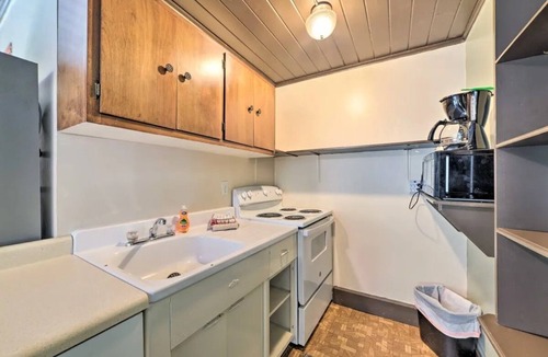 Almo Condo | Kentucky Lake Condo #21: Jet Ski Rentals On-Site