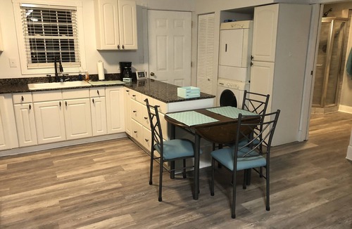 Benton Cottage | Kentucky Lake cottage!