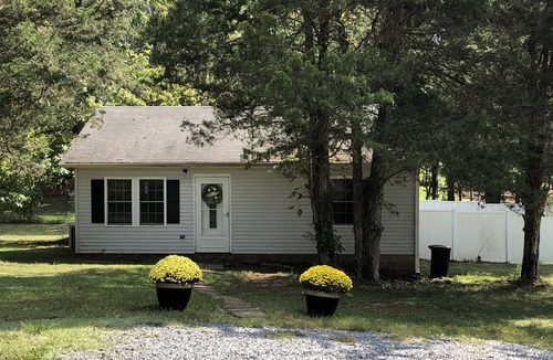 Benton Cottage | Kentucky Lake cottage!