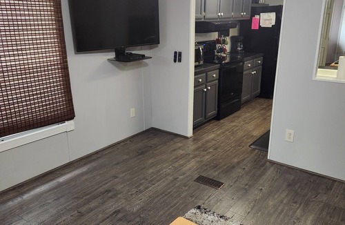 Springville House | Kentucky Lake Getaway