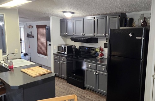 Springville House | Kentucky Lake Getaway