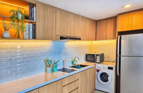 Kelapa Gading Timur Apartment | Kenzi By SanLiving - 2BR - Free Parking - Near Malls