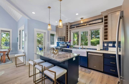Seneca House | Keowee Oar House * Hot Tub * Pet Friendly * Kayaks